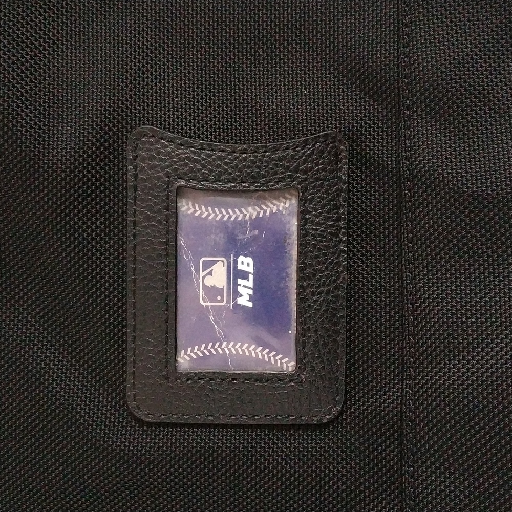 MLB Nylon Crossbody Tote bag - Picture 17 of 17